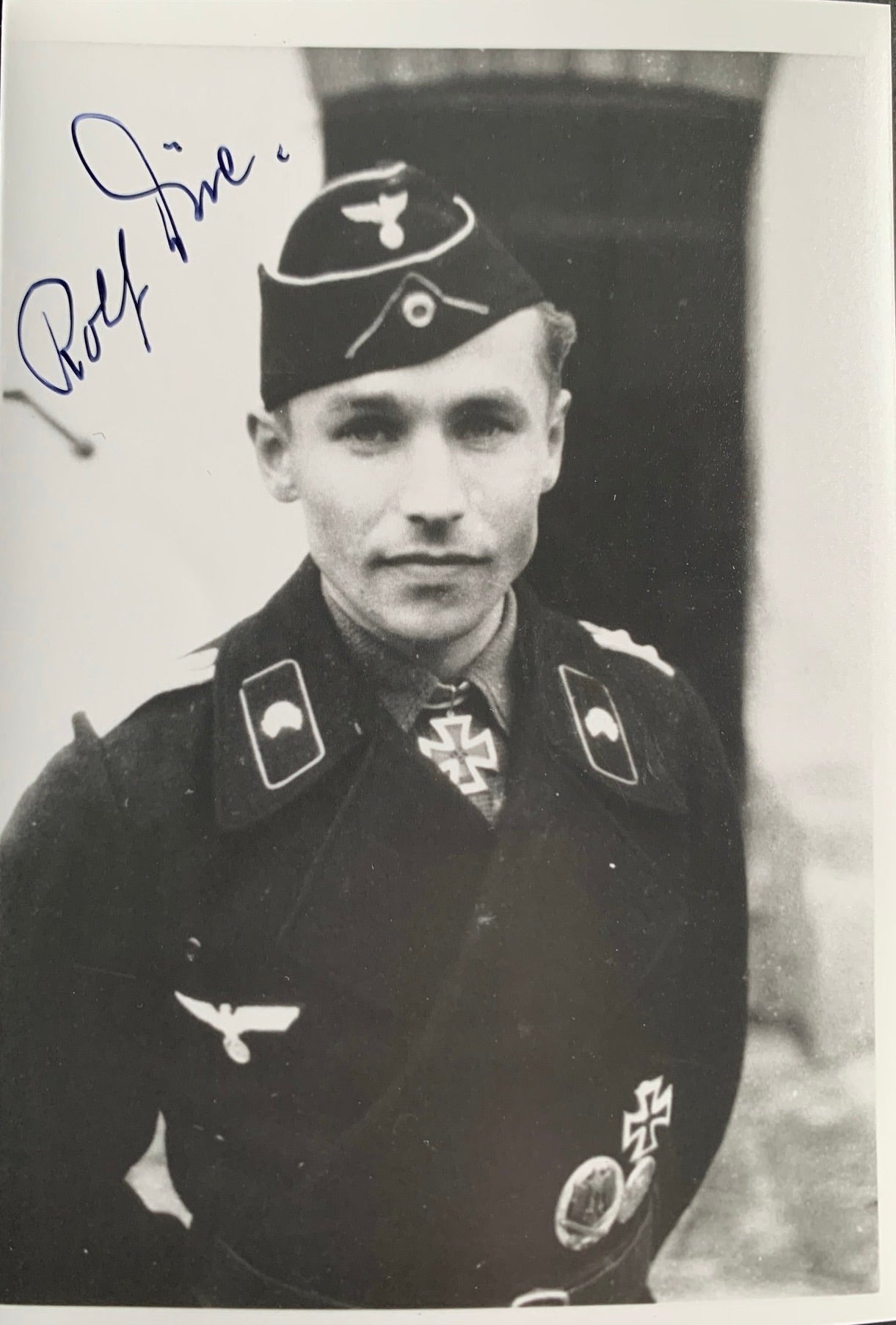 Rolf Düe: Panzerjäger Abteilung 19: Hand Signed Photograph