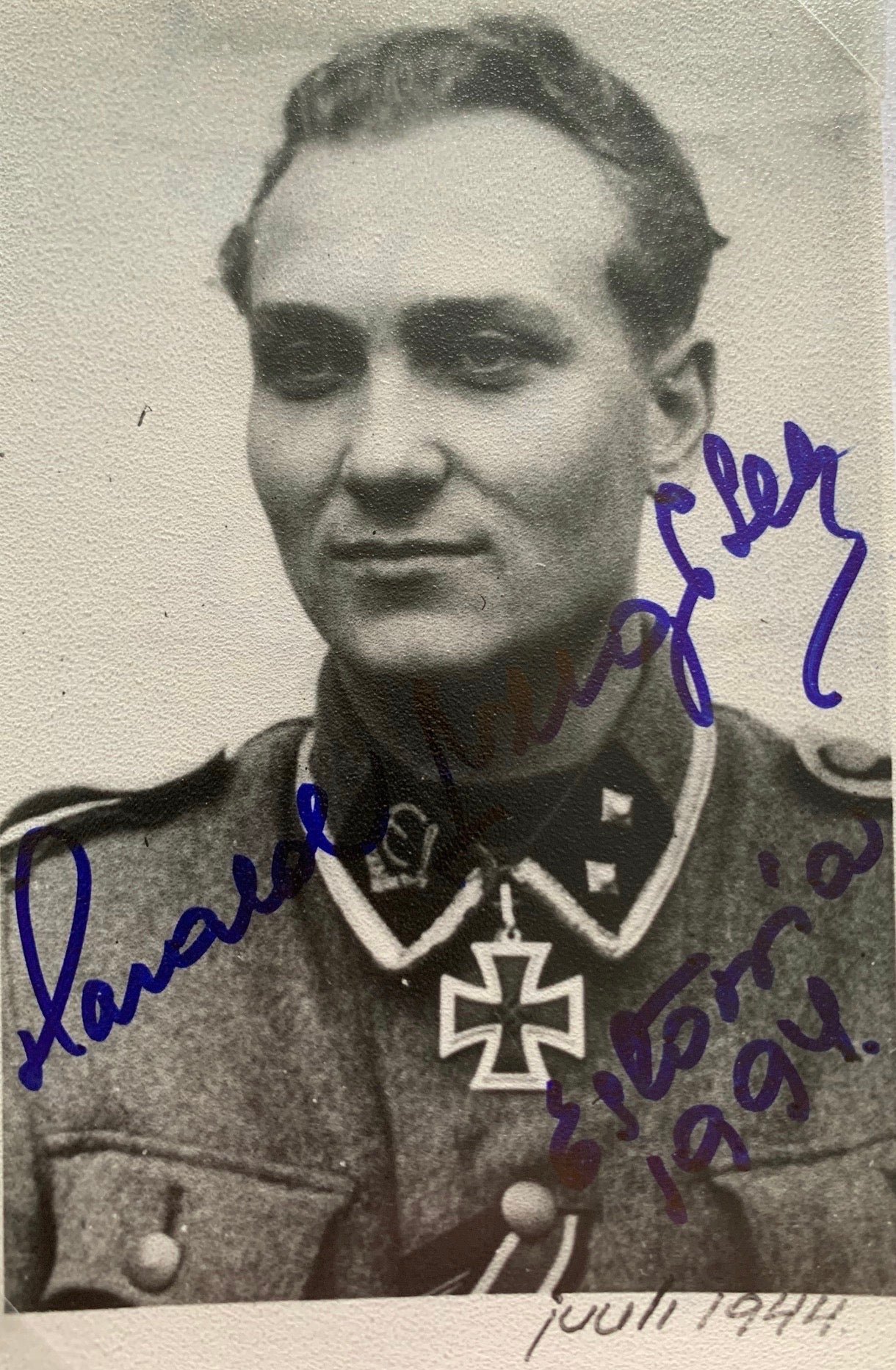 Harald Nugiseks: 20. SS-Frei.Gren.Division "Estnische Nr. 1": Hand Signed Photograph